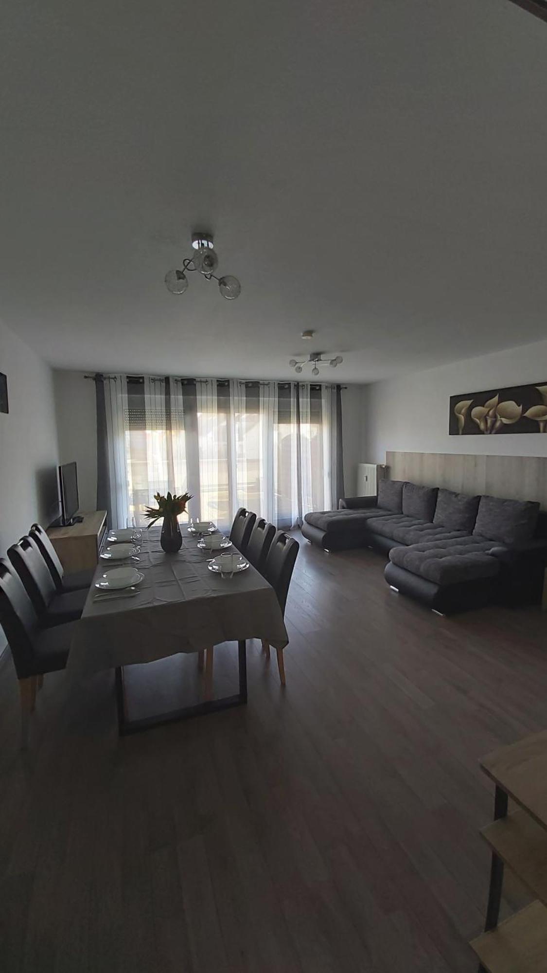 Melen Apartment